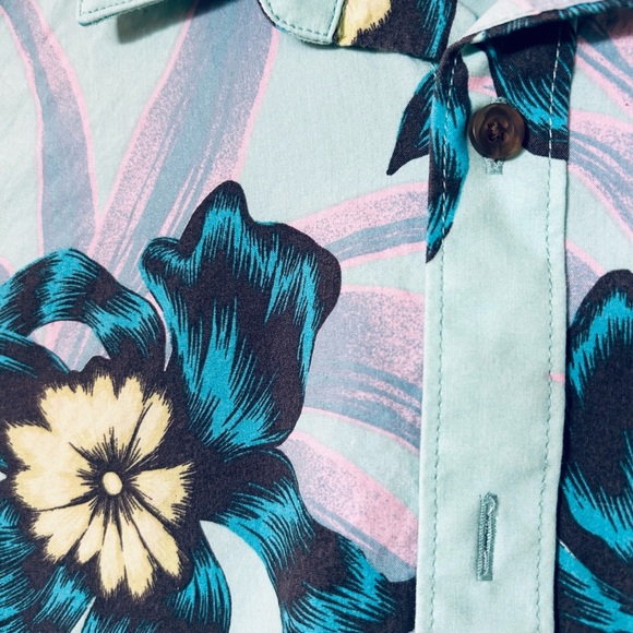 Volcom Boy’s Tropical Floral Shirt - Picture 4 of 6